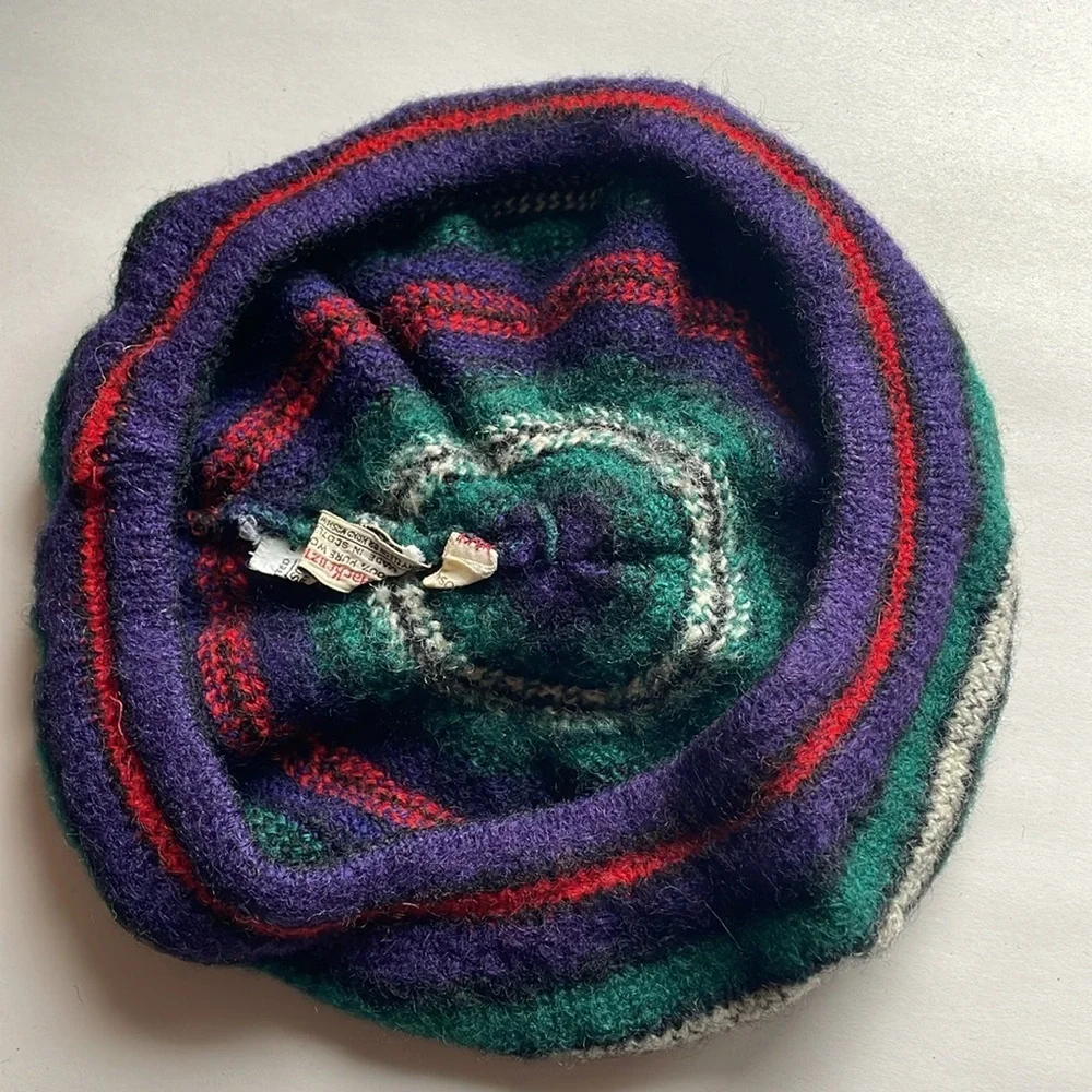 VTG Striped Knit Tam Beret Green Wool Pom Scotland MacKenzie  display picture 1